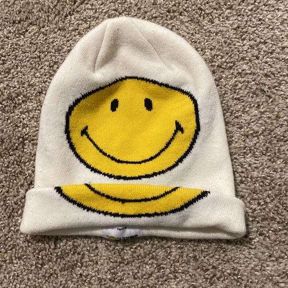 american eagle beanie - Picture 7 of 7